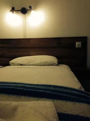 Hostal Macaya 또사데마르 2*,