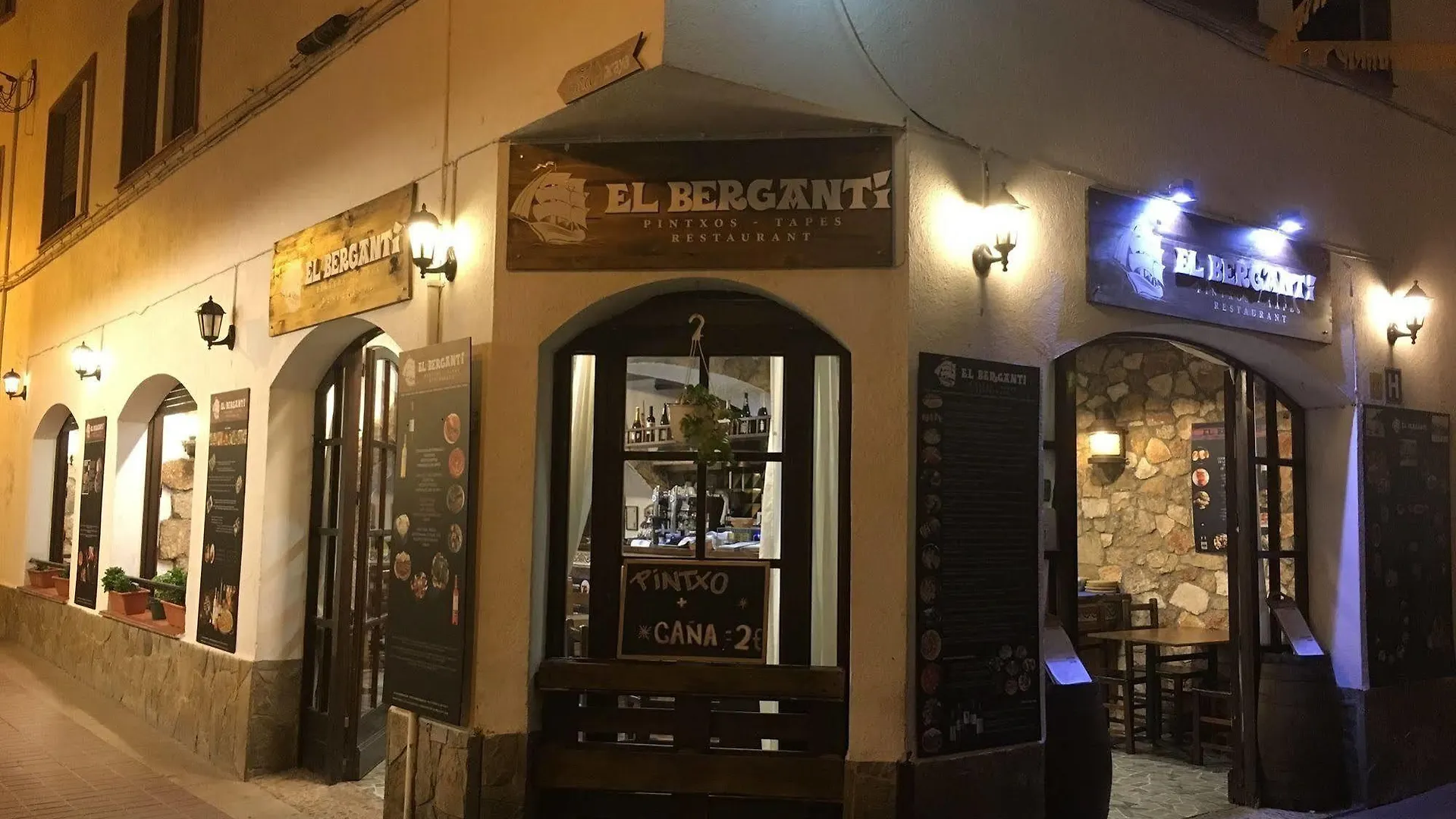 Hostal Macaya Tossa de Mar Spain